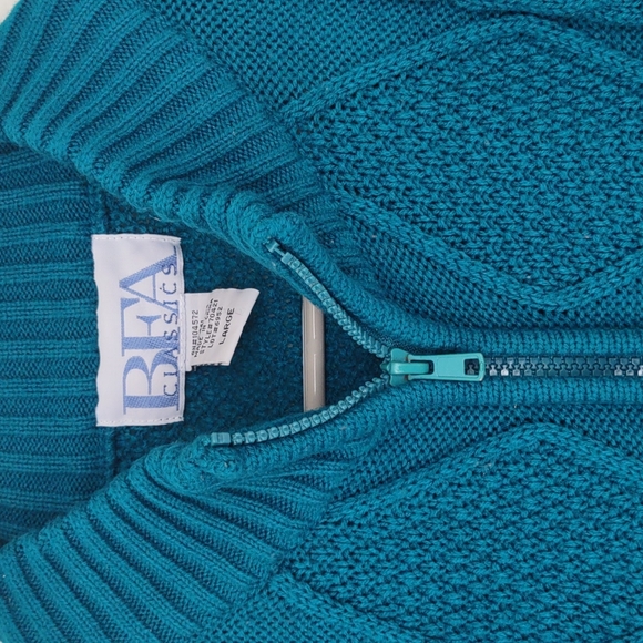 Bea classic zip up sweater - Picture 2 of 3